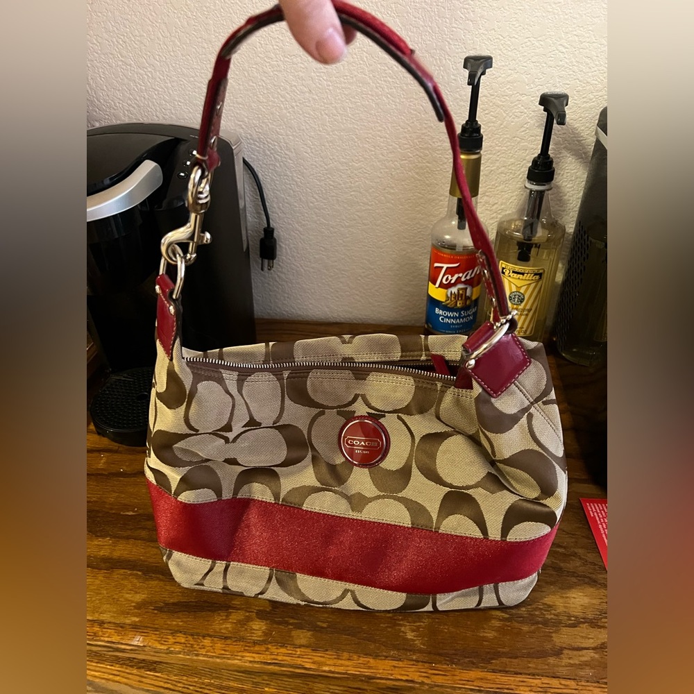 Red coach bag - Picture 2 of 3